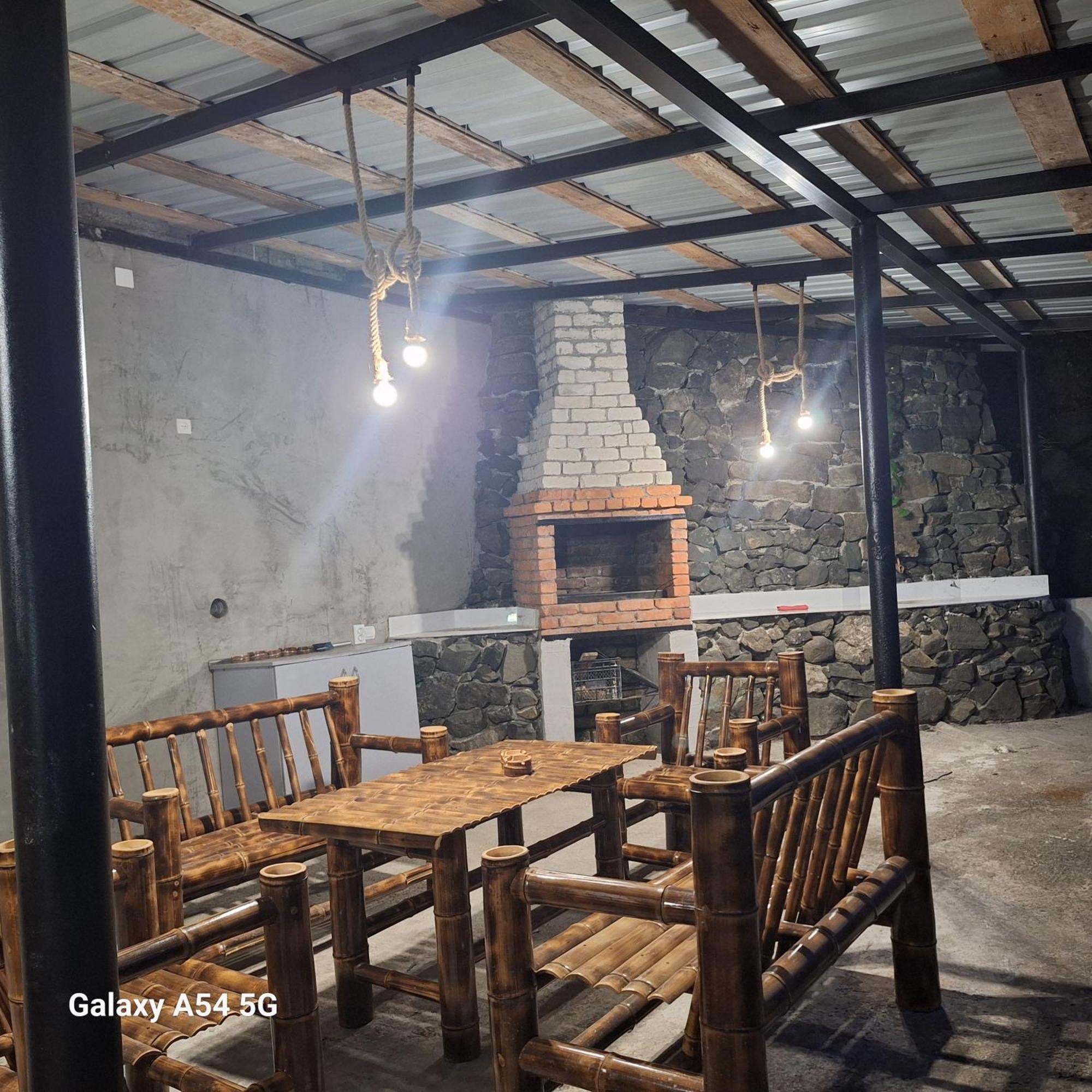 David Guest House ساربي المظهر الخارجي الصورة